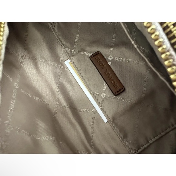 Michael Kors Erin XS Waist Bag FannyPack Crossbody MK Logo Jacquard Luggage - Picture 9 of 10